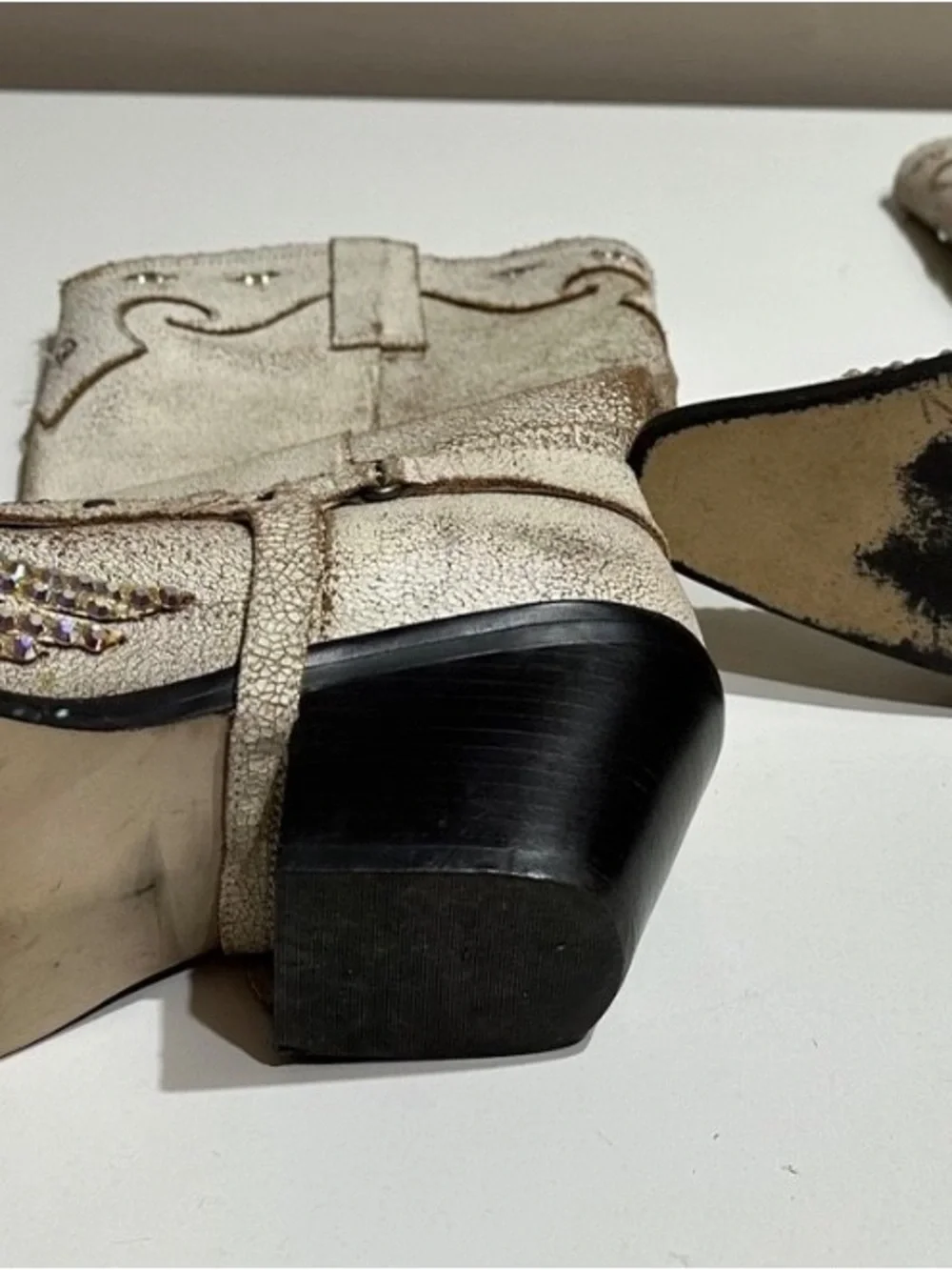MIA Swarovski Crystal/Rhinestone Ivory Cowboy Western Boots Brazil Womens 7M